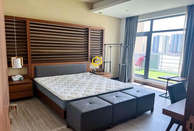 757671 - Property Image 2