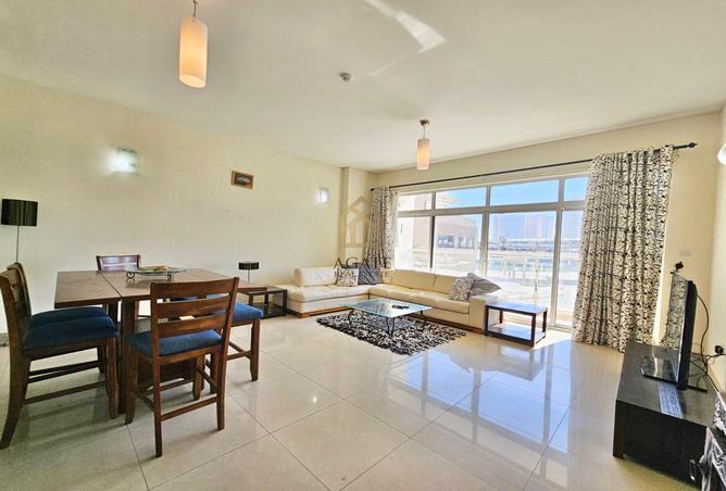 Apartment - 2 Bedrooms - 3 Bathrooms for sale in Amwaj Avenue - Amwaj Islands - Muharraq Governorate