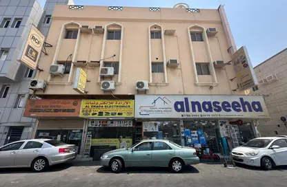 Whole Building - Studio - 2 Bathrooms for sale in Exhibition Road - Hoora - Capital Governorate