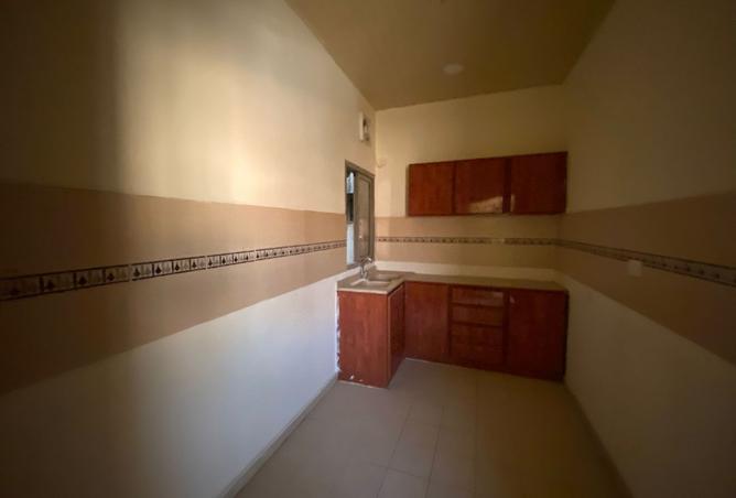 974049 - Property Image 2