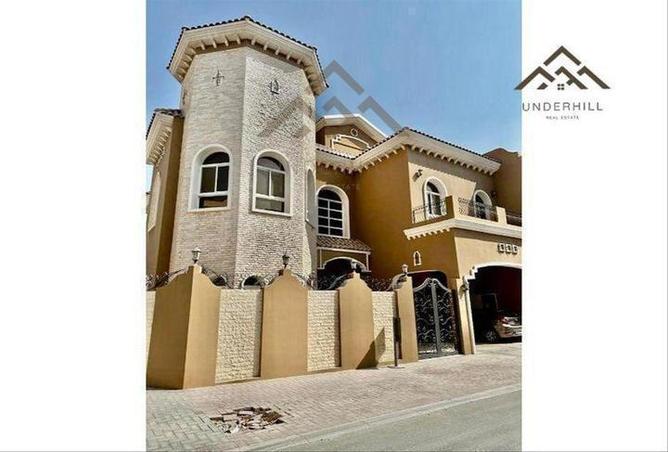 987885 - Property Image 2