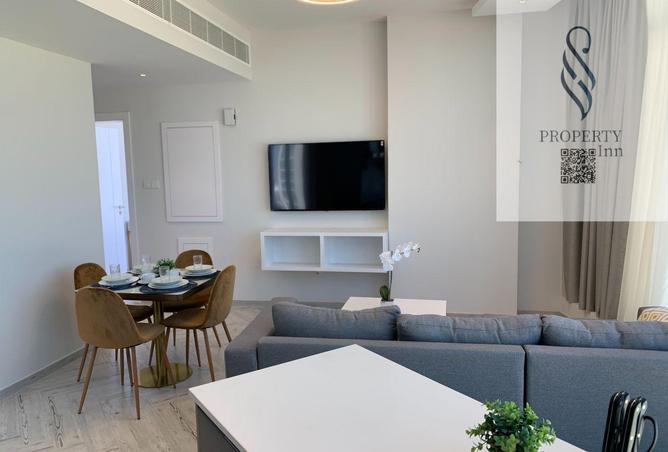 954392 - Property Image 2