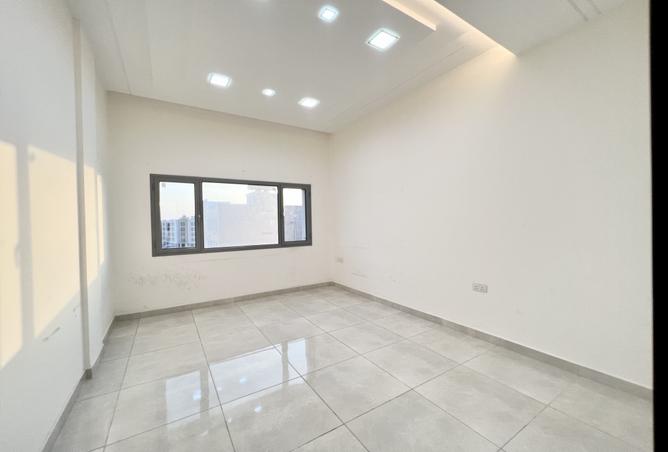 957048 - Property Image 2