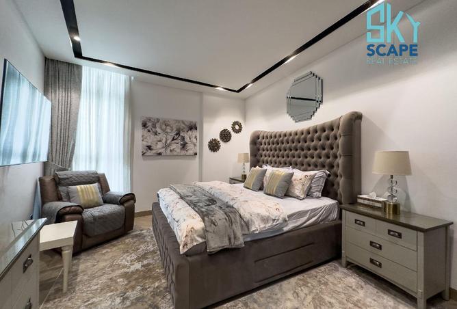 975437 - Property Image 2