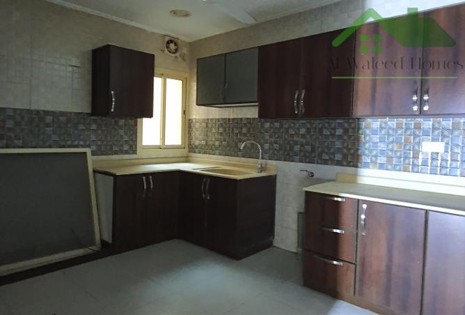 871801 - Property Image 2