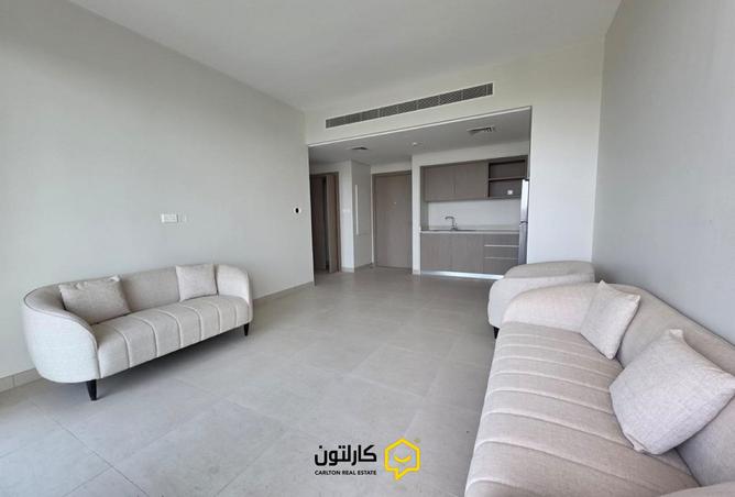 985719 - Property Image 3