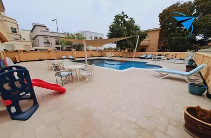 فيلا - 4 غرف نوم - 3 حمامات للايجار في الجفير - محافظة العاصمة