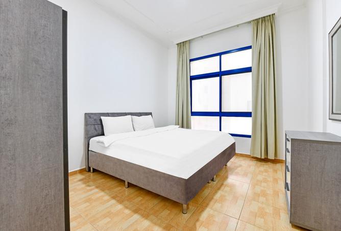 976169 - Property Image 2