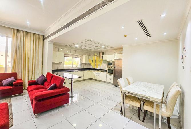 992870 - Property Image 2