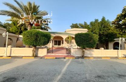 Villa - 4 Bedrooms - 4 Bathrooms for rent in Saar - Northern Governorate
