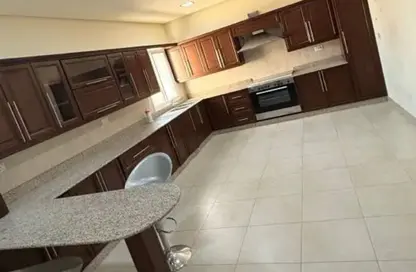 Apartment - 2 Bedrooms - 2 Bathrooms for rent in Sanad - Central Governorate