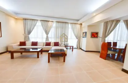 Apartment - 2 Bedrooms - 3 Bathrooms for rent in Hoora - Capital Governorate
