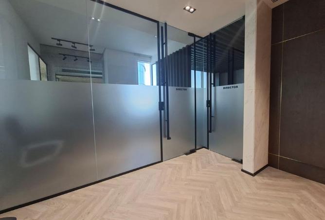 980392 - Property Image 2