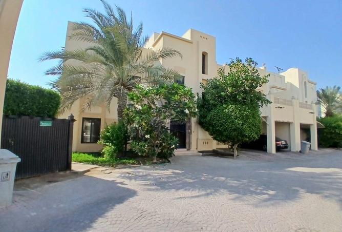 962341 - Property Image 2