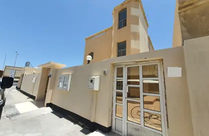 Villa - 2 Bedrooms - 2 Bathrooms for rent in Riffa Al Sharqi - Riffa - Southern Governorate