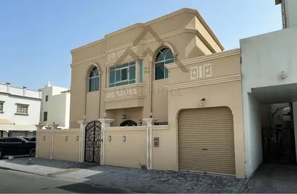 Villa - 4 Bedrooms - 5 Bathrooms for sale in Hidd - Muharraq Governorate