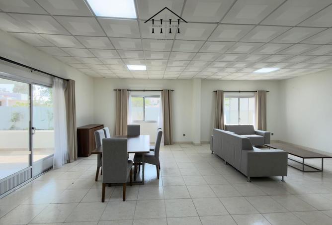 992594 - Property Main Image