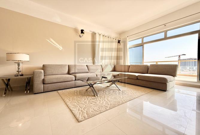 957429 - Property Image 2