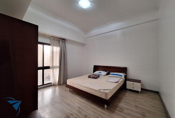 960789 - Property Image 3