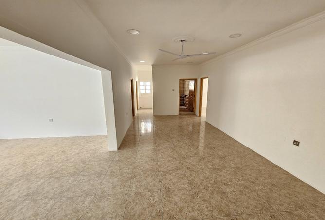 950585 - Property Image 2