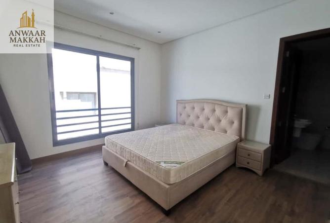 957467 - Property Image 2