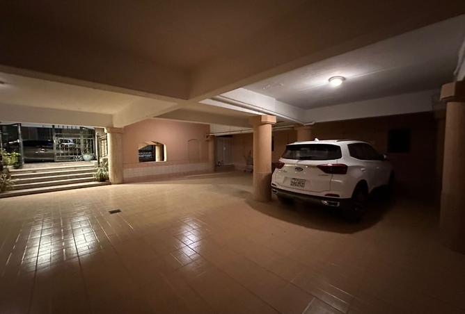 992484 - Property Image 3