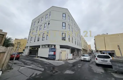 Apartment - 2 Bedrooms - 2 Bathrooms for rent in Ras Rumman - Manama - Capital Governorate
