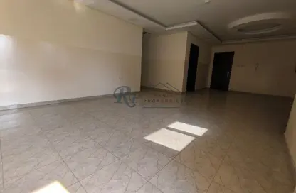 Apartment - 3 Bedrooms - 3 Bathrooms for rent in Hidd - Muharraq Governorate