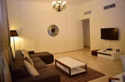Apartment - 2 Bedrooms - 2 Bathrooms for rent in Al Juffair - Capital Governorate