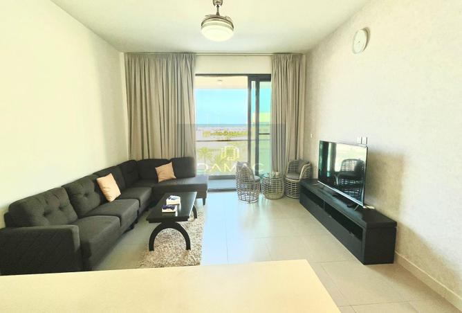 962693 - Property Image 2