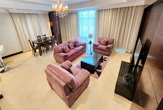 Apartment - 3 Bedrooms - 4 Bathrooms for rent in Zinj - Manama - Capital Governorate