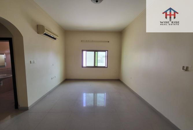 978519 - Property Image 3