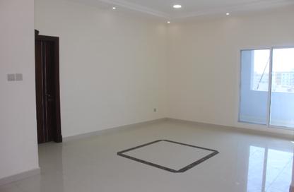 Apartment - 2 Bedrooms - 2 Bathrooms for rent in Riffa - Southern Governorate