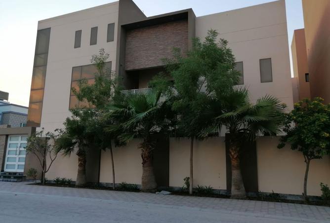 981133 - Property Image 2