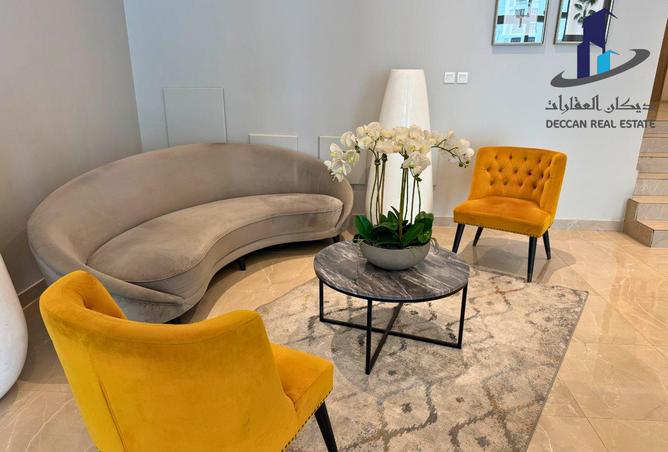 988656 - Property Image 2