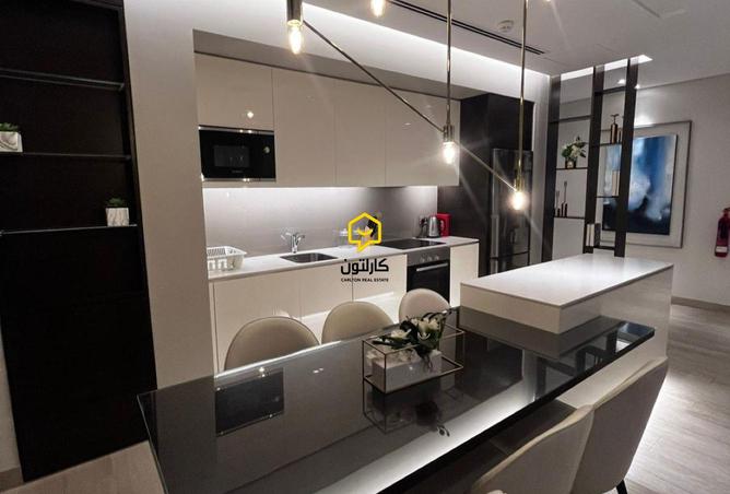 975355 - Property Image 2