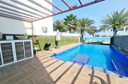 Pool image for: Villa - 4 Bedrooms - 5 Bathrooms for rent in Amwaj Avenue - Amwaj Islands - Muharraq Governorate, Image 1