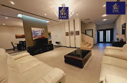 Villa - 3 Bedrooms - 4 Bathrooms for rent in Mahooz - Manama - Capital Governorate