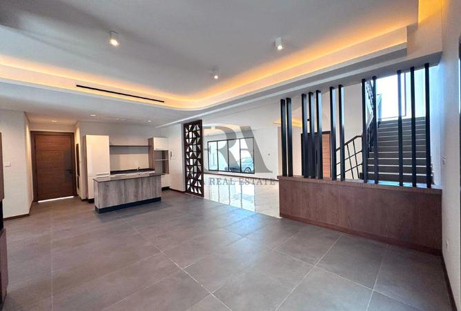 987084 - Property Main Image