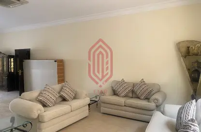 Villa - 3 Bedrooms - 4 Bathrooms for rent in Al Juffair - Capital Governorate