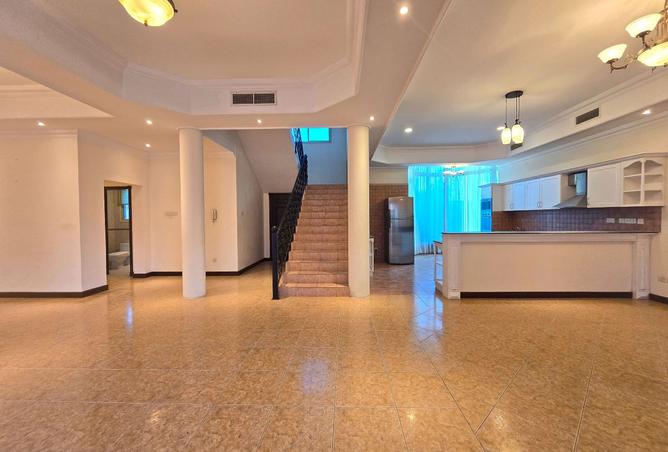 984662 - Property Image 2