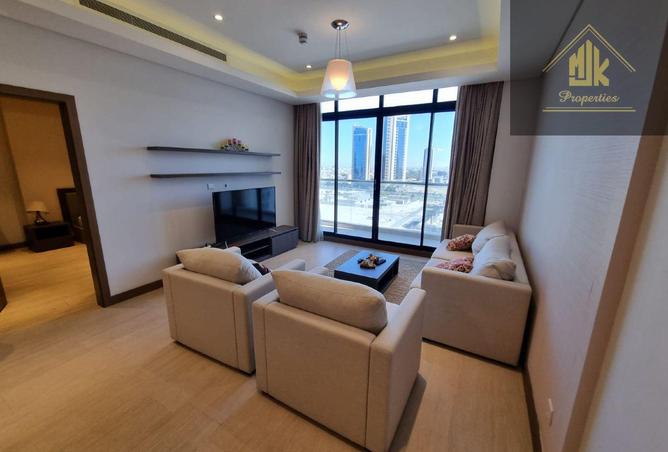 985320 - Property Image 3