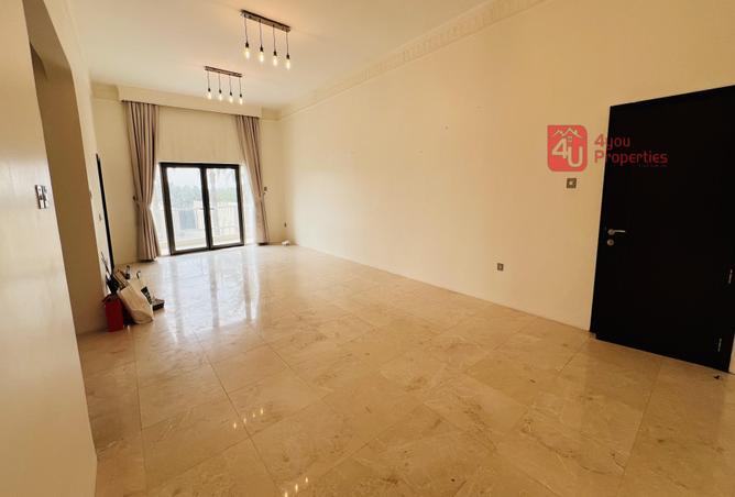 980895 - Property Image 3