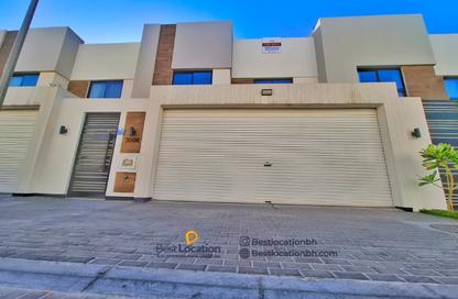 Villa - 3 Bedrooms - 5 Bathrooms for rent in Sanad - Central Governorate