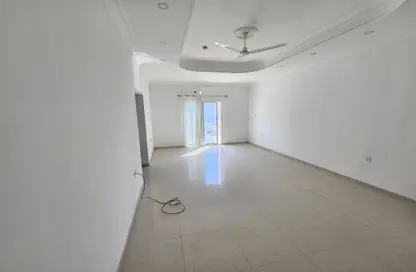 شقة - 3 غرف نوم - 3 حمامات للايجار في البحير - الرفاع - المحافظة الجنوبية