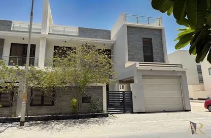 Villa - 4 Bedrooms - 5 Bathrooms for rent in Saar - Northern Governorate