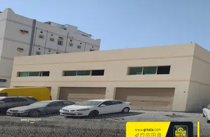 عمارة بالكامل - استوديو - 4 حمامات للبيع في النويدرات - المحافظة الوسطى
