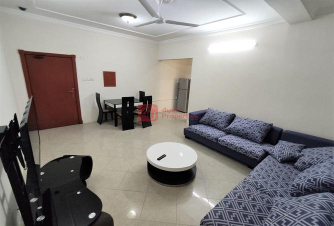 906310 - Property Image 3