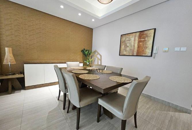 979610 - Property Image 2