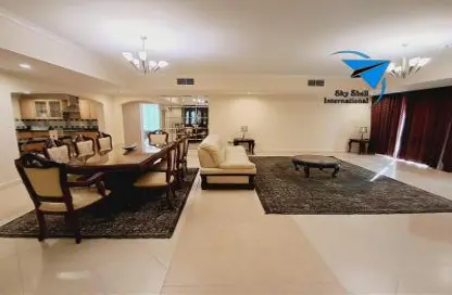 Apartment - 3 Bedrooms - 4 Bathrooms for rent in Seef - Capital Governorate